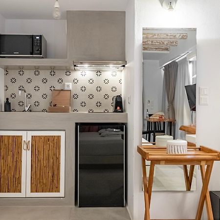 Aelia Suites Adamantas  Exterior photo
