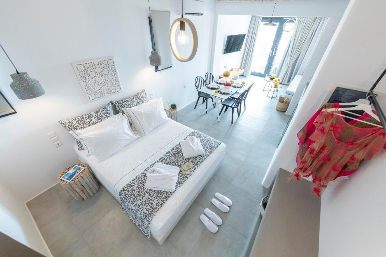 Aelia Suites Adamantas  Exterior photo